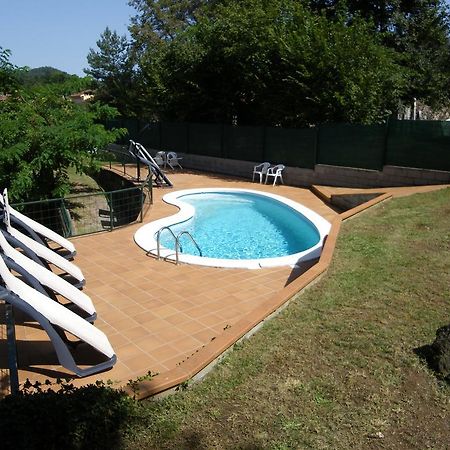 Apartamentos la Francesa Santa Pau Ruang foto