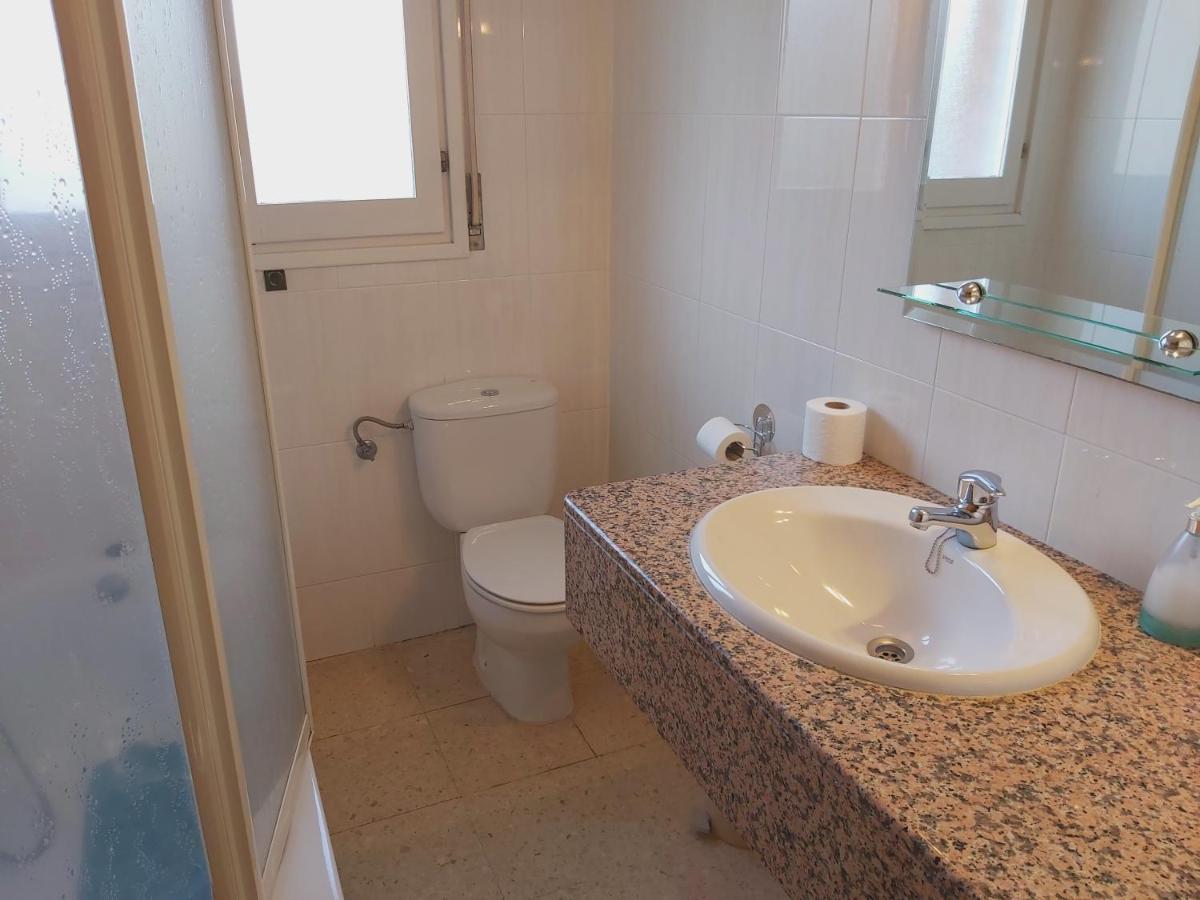Apartamentos la Francesa Santa Pau Bagian luar foto