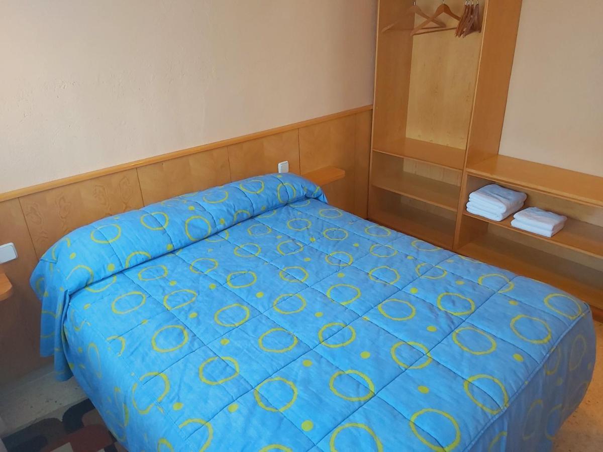 Apartamentos la Francesa Santa Pau Bagian luar foto